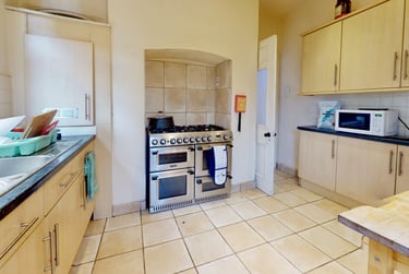 7 bed house, Fosse Road South, City Centre, Leicester, LE30QD - Image 3