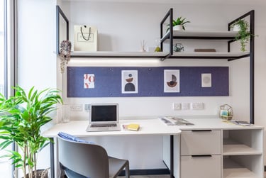 Bronze Club at Limelight, 48 Islington, Liverpool John Moores University, Liverpool, L38LH - Image 2