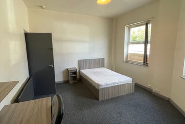 4 bed house, Clough Road, Newland, Hull, HU51QN - Image 2