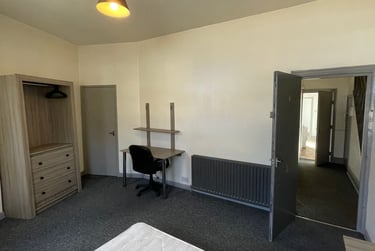 4 bed house, Clough Road, Newland, Hull, HU51QN - Image 3