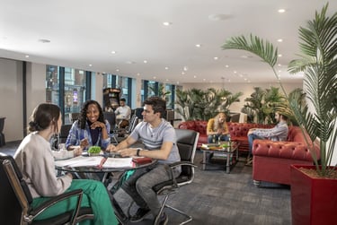 Diamond En-suite Serviced Apartment at Study Inn Reynard House, Welford Road, Central, Leicester, LE27AD - Image 9