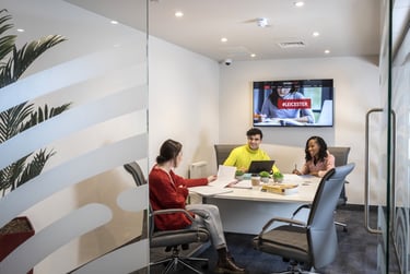 Platinum Plus En-suite Serviced Apartment at Study Inn Reynard House, Welford Road, Central, Leicester, LE27AD - Image 13