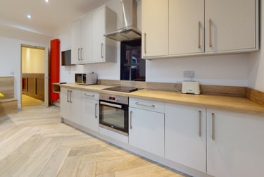 5 bed house, Barclay Street, City Centre, Leicester, LE30JB - Image 2