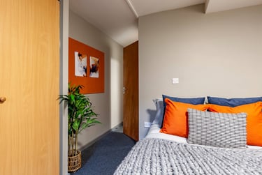 Classic Ensuite at Devonshire Courtyard, Wellington Street, Devonshire Green, Sheffield, S14HG - Image 4