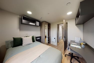 Two Bed Apartment at Stanley Studios, 536-540 Portswood Road, Swaythling, Southampton, SO173BD - Image 1