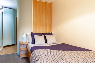 Premium Ensuite at Kendrick Hall, 4 Crown Place, City Centre, Reading, RG15AE - Image 2