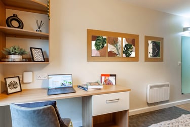 Premium Ensuite at Kendrick Hall, 4 Crown Place, City Centre, Reading, RG15AE - Image 7