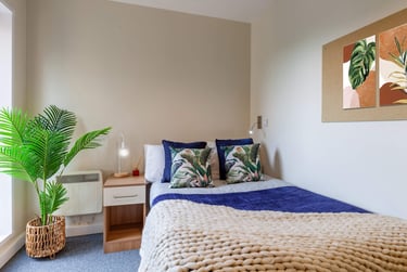 Premium Plus Ensuite at Kendrick Hall, 4 Crown Place, City Centre, Reading, RG15AE - Image 2