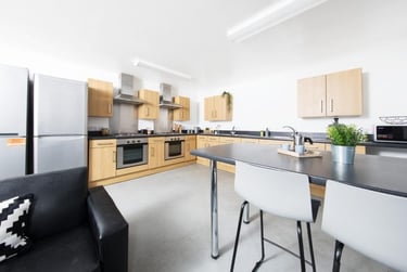 Non Ensuite - Gold at St Peter House, St Peter Street, Pittodrie, Aberdeen, AB243HU - Image 9