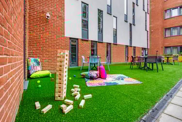 Grande Apartment at Iconinc, The Edge, Westfield Road, Burley, Leeds, LS31DH - Image 32