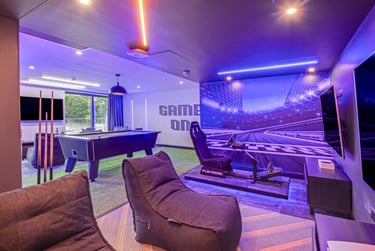 Smart Apartment at Iconinc, The Glassworks, Cardigan Road, Burley, Leeds, LS61LF - Image 40