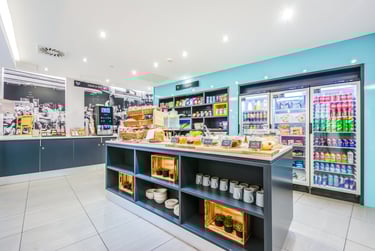 Neo Apartment at Iconinc, The Glassworks, Cardigan Road, Burley, Leeds, LS61LF - Image 6