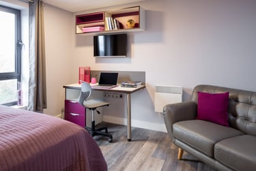 Elegance Apartment at Iconinc, The Glassworks, Cardigan Road, Burley, Leeds, LS61LF - Image 7