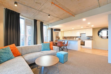 Platinum En-suite at LIV Student Sheffield, 131 Ecclesall Road, City Centre, Sheffield, S118HY - Image 40