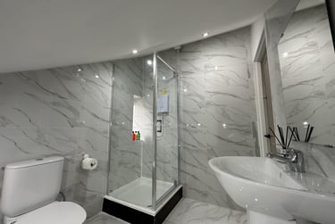 1 bed house, Queens Road, Hyde Park, Leeds, LS61HU - Image 6