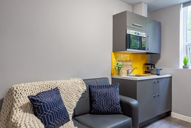 1 Bed Apartment - Image 4