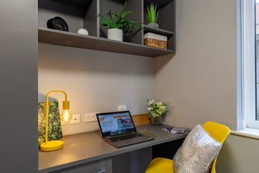 Deluxe Ensuite at Allen Court, 1 Cromwell Range, Fallowfield, Manchester, M146FQ - Image 5