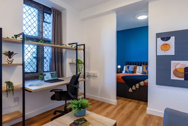 Classic 1 Bed at The Priory, Springfield Mount, University Of Leeds, Leeds, LS29NG - Image 1