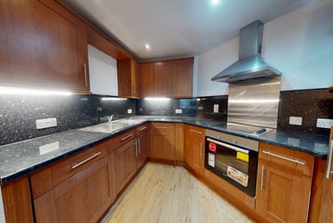 2 bed house, The Grange, Headingley, Leeds, LS62BY - Image 2