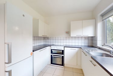 6 bed house, Fishponds Road, Speedwell, Bristol, BS163DT - Image 1