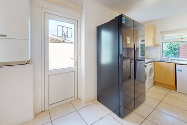 6 bed house, Brentry Road, Stapleton, Bristol, BS162AB - Image 4