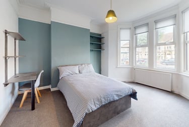 6 bed house, Fishponds Road, Speedwell, Bristol, BS163DT - Image 1