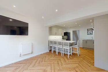 5 bed house, Adam Dale, City Centre, Loughborough, LE113HD - Image 1