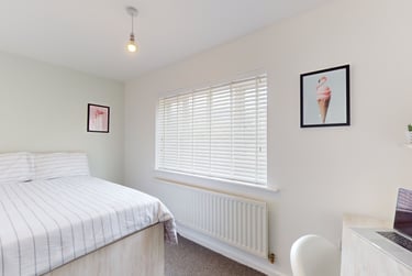 5 bed house, Adam Dale, City Centre, Loughborough, LE113HD - Image 4