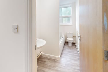 2 bed house, Egerton Road, Fallowfield, Manchester, M146YB - Image 2