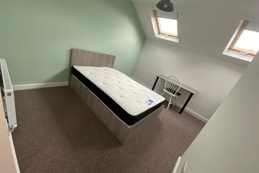 6 bed house, Banff Road, Rusholme, Manchester, M145TA - Image 1