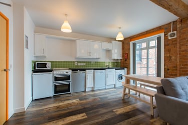 4 bed house, Braunstone Gate, City Centre, Leicester, LE35LG - Image 1