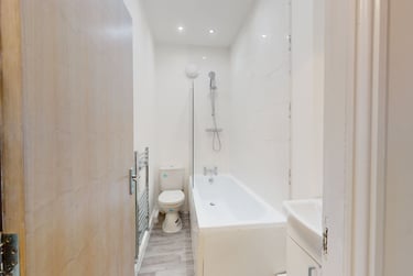 2 bed house, Egerton Road, Fallowfield, Manchester, M146YB - Image 3