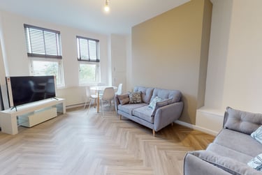 4 bed house, Moorland Avenue, Hyde Park, Leeds, LS61AP - Image 4