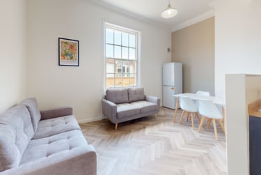 5 bed house, Blenheim Terrace, Woodhouse, Leeds, LS29JG - Image 1