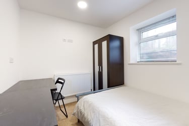 8 bed house, Meadow Lane, City Centre, Loughborough, LE111JY - Image 6