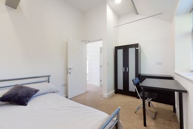 8 bed house, Meadow Lane, City Centre, Loughborough, LE111JY - Image 12