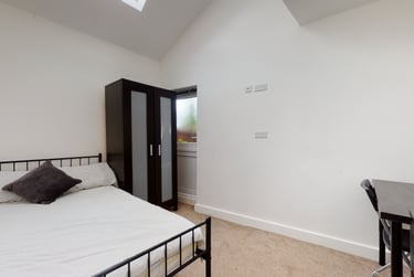 8 bed house, Meadow Lane, City Centre, Loughborough, LE111JY - Image 4