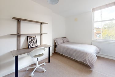 1 bed house, The Grove, Lenton, Nottingham, NG71HA - Image 7