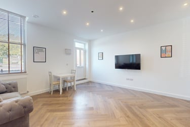 1 bed house, Castle Boulevard, Lenton, Nottingham, NG71HA - Image 2