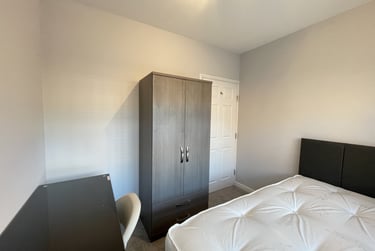 5 bed house, Goods Yard Close, City Centre, Loughborough, LE115EB - Image 3