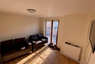 5 bed house, Goods Yard Close, City Centre, Loughborough, LE115EB - Image 1