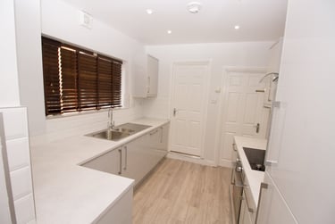 6 bed house, Leopold Street, City Centre, Loughborough, LE115DN - Image 1