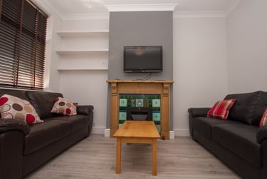 6 bed house, Leopold Street, City Centre, Loughborough, LE115DN - Image 3