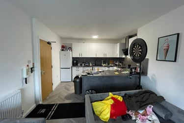 5 bed house, Blenheim Terrace, Woodhouse, Leeds, LS29JG - Image 1