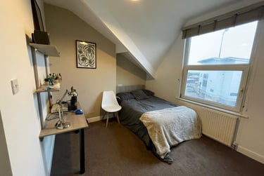 4 bed house, Cardigan Road, Headingley, Leeds, LS63AG - Image 1