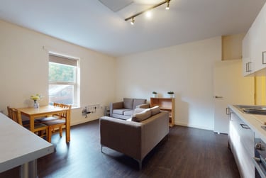 6 bed house, Barker Street, Shieldfield, Newcastle, NE21BH - Image 1