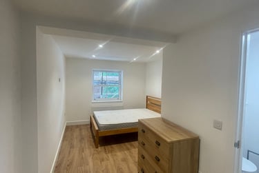 2 bed house, Park Road, City Centre, Loughborough, LE112ED - Image 4