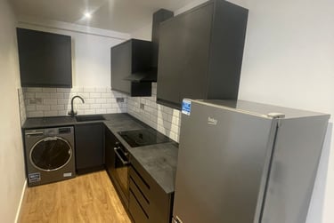 2 bed house, Park Road, City Centre, Loughborough, LE112ED - Image 2