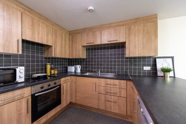 Bronze Non Ensuite - Image 4