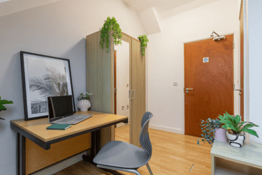 Bronze Ensuite - Image 2